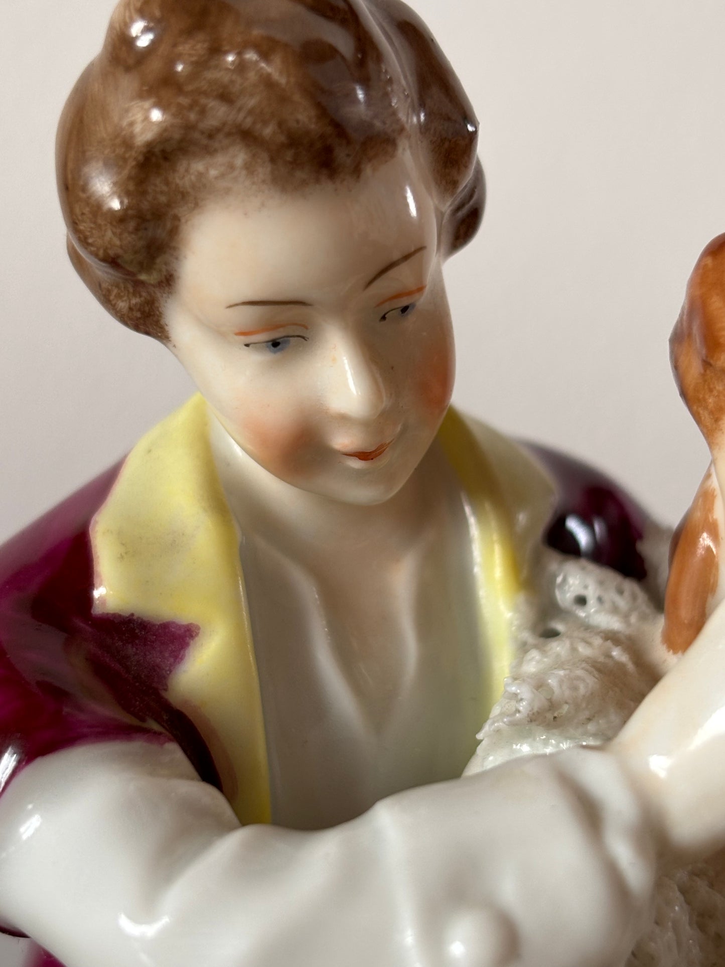 Statuetta Romantica marcata laboratorio Capodimonte