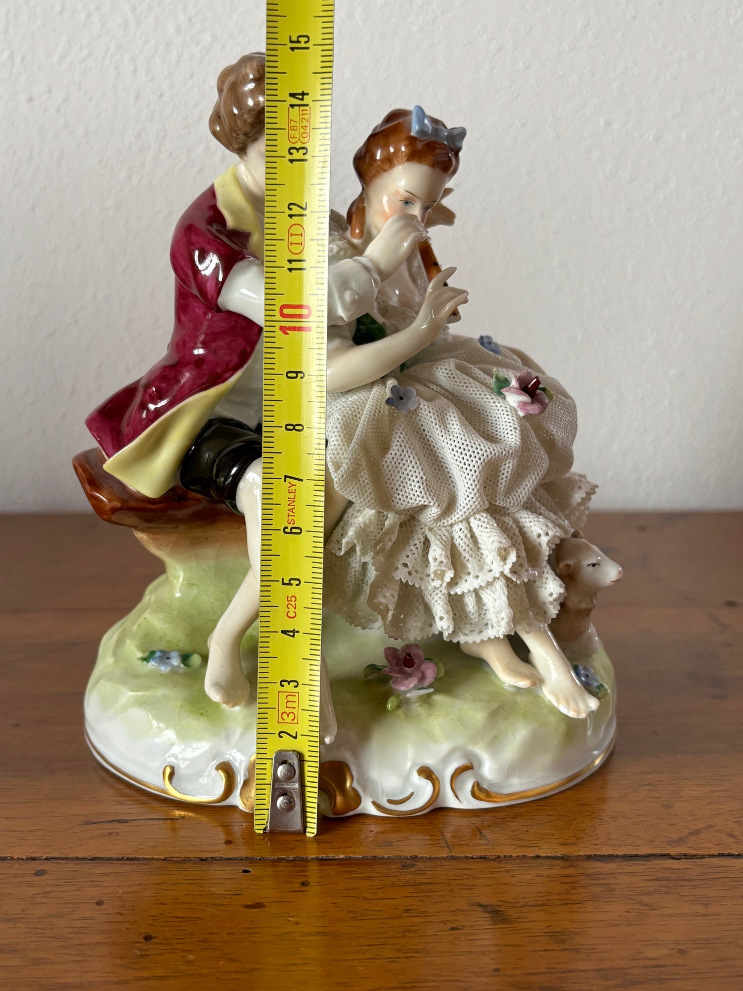 Statuetta Romantica marcata laboratorio Capodimonte