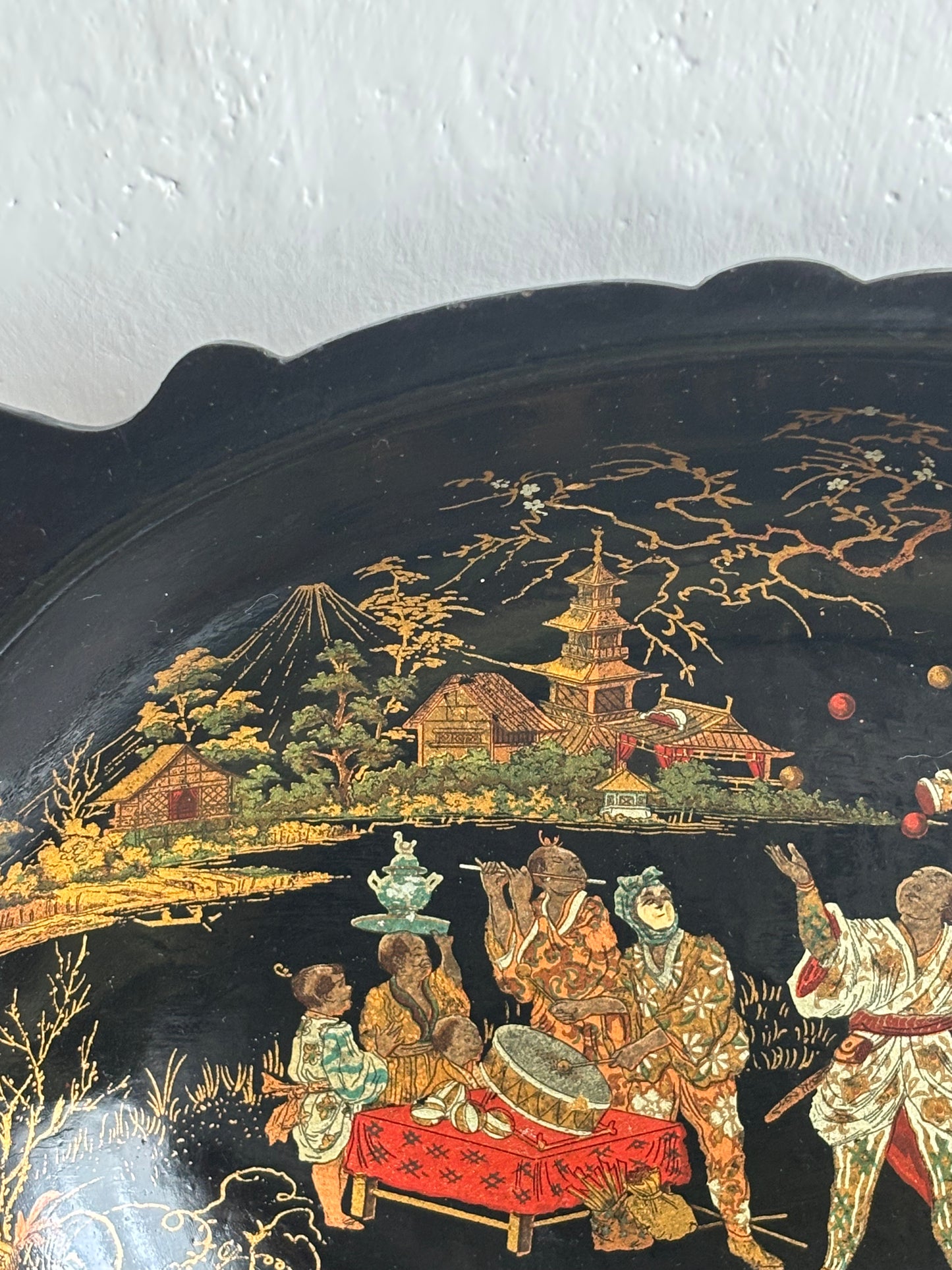 Japanese‑Style Lacquered Tray, Napoléon III Period (Second Half of the 19th Century)