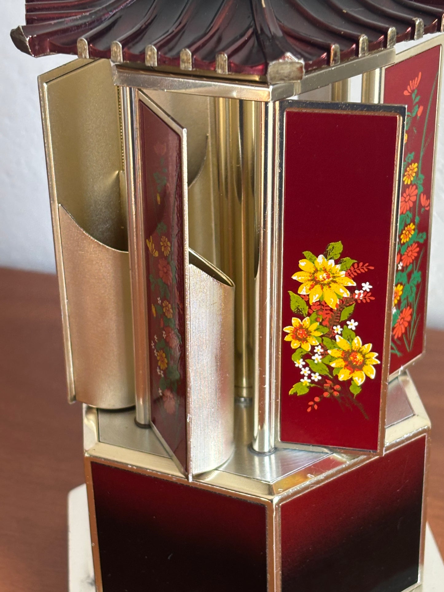 Portasigarette Vintage Musicale a Forma di Pagoda