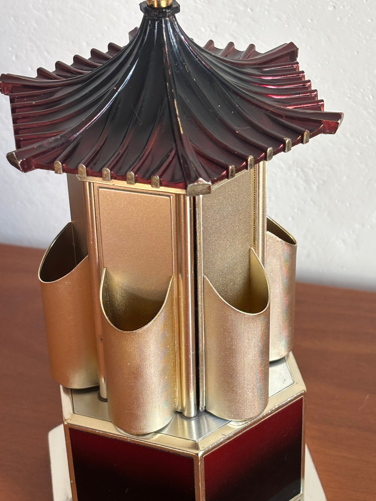 Portasigarette Vintage Musicale a Forma di Pagoda