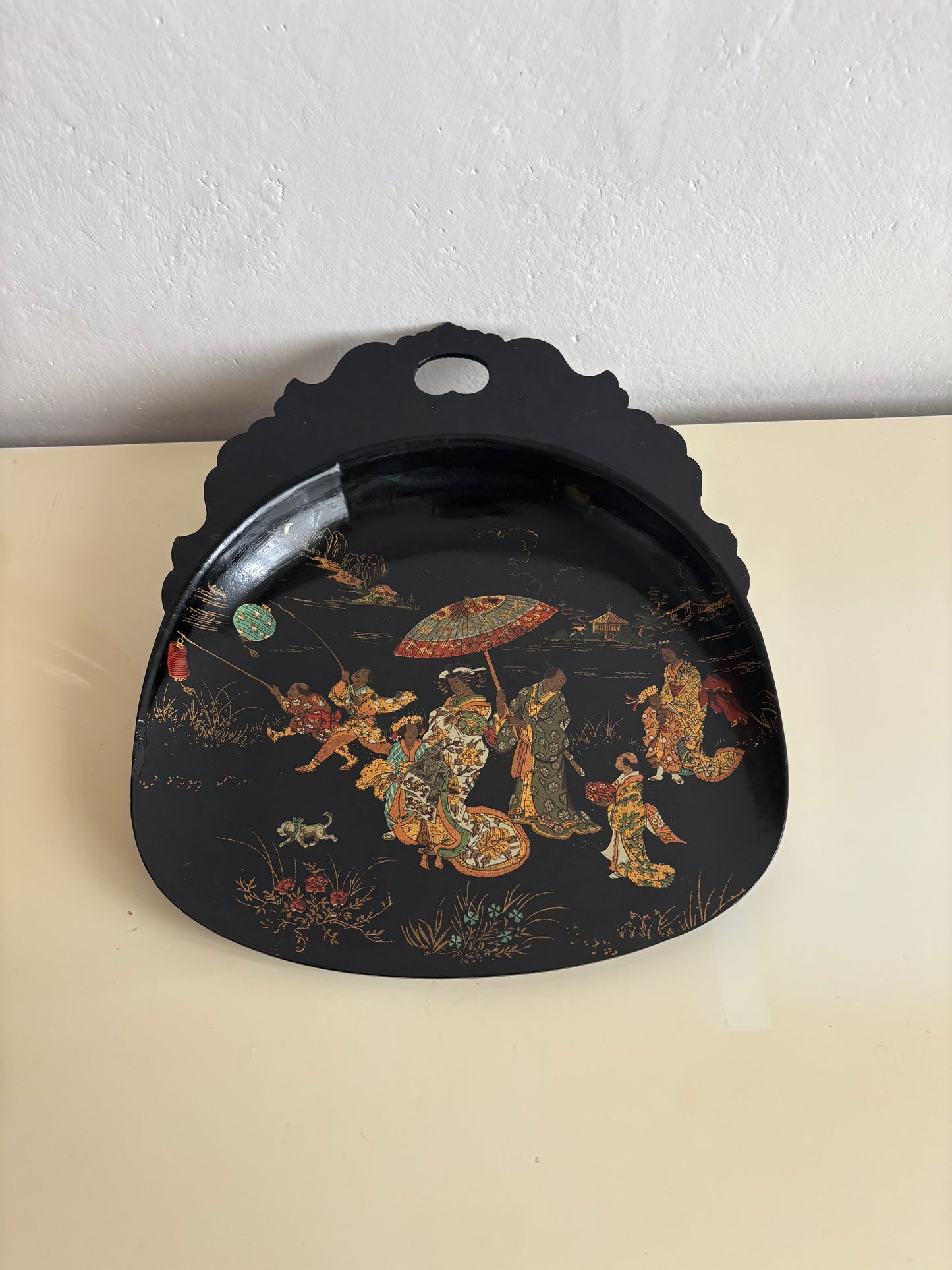 Raccogli briciole in stile giapponese laccato, periodo Napoleone III (seconda metà XIX secolo)