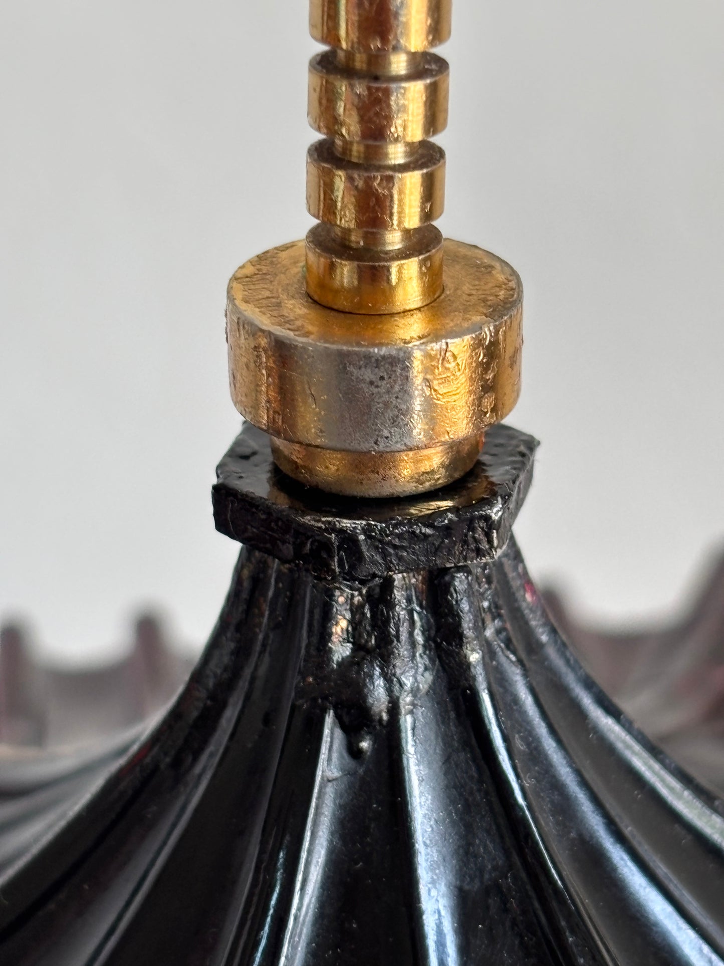 Portasigarette Vintage Musicale a Forma di Pagoda
