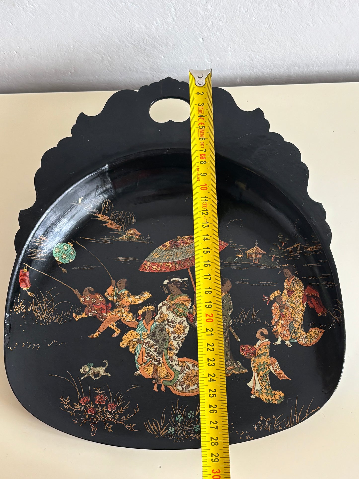 Raccogli briciole in stile giapponese laccato, periodo Napoleone III (seconda metà XIX secolo)