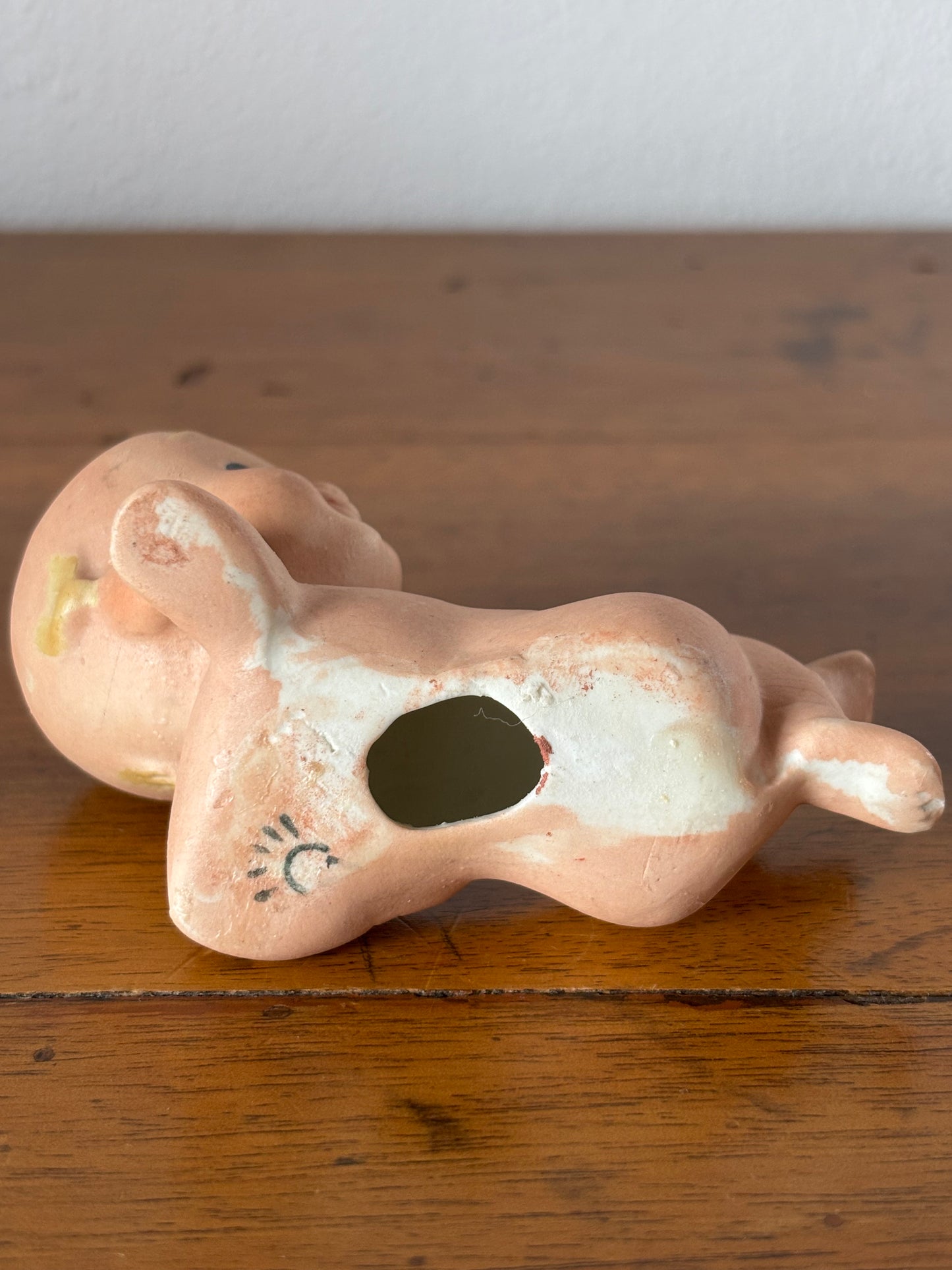 Statuetta Vintage Bambino Disteso  – Stile Rose O'Neill Kewpie