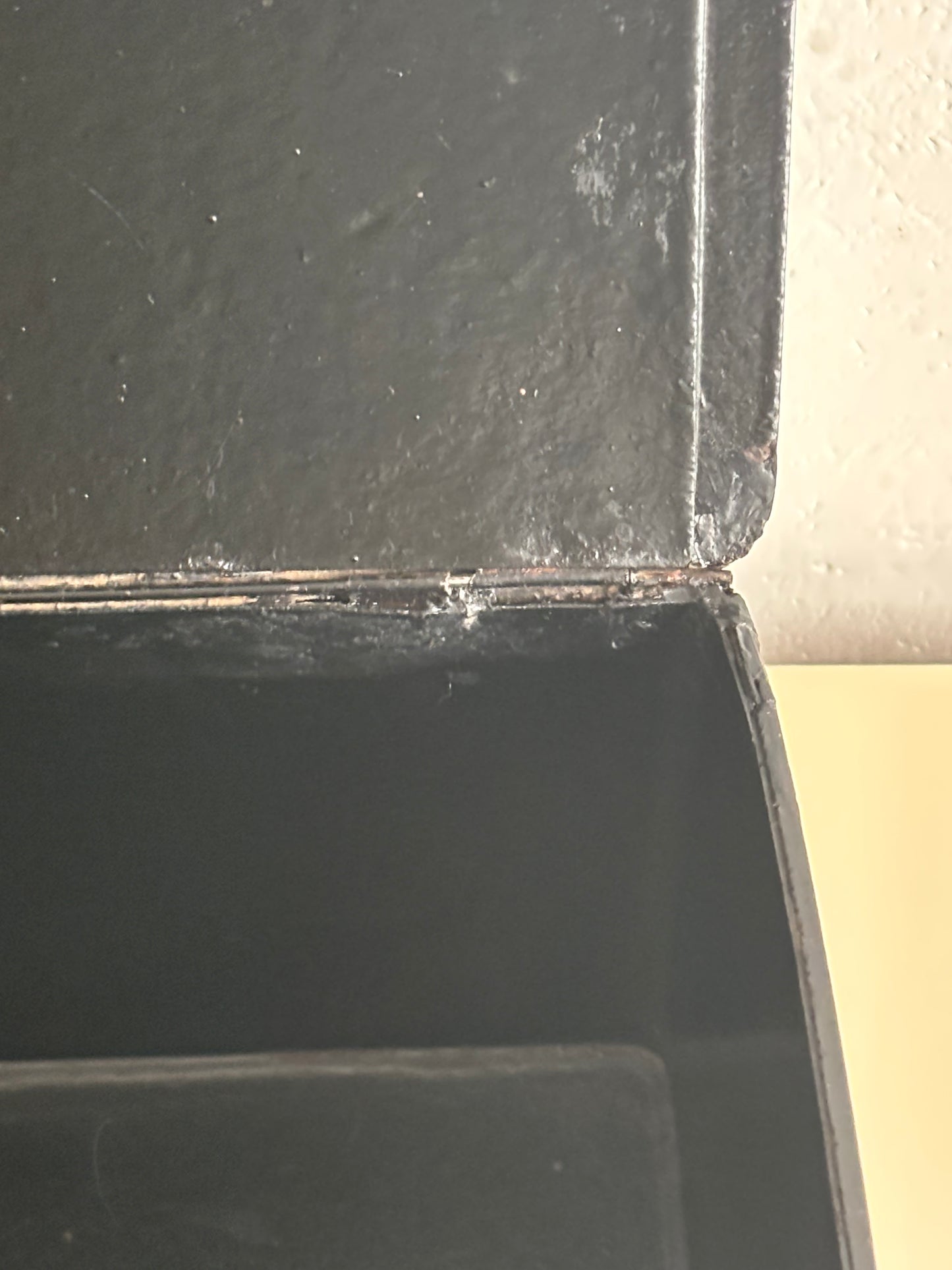 Japanisch inspirierte lackierte Dokumentenbox, Napoleon‑III‑Zeit (zweite Hälfte des 19. Jahrhunderts)