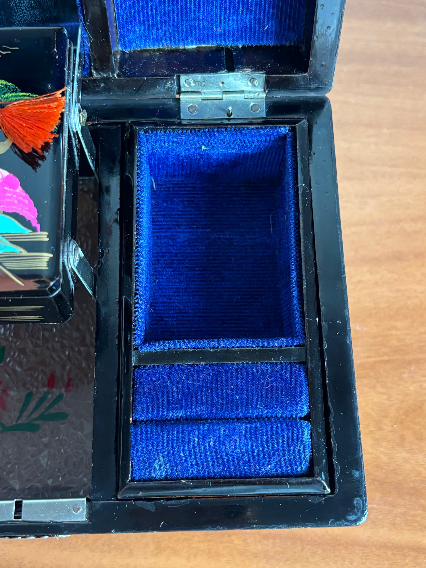 Vintage Japanese Lacquer Jewelry Box with Music Box and Lights