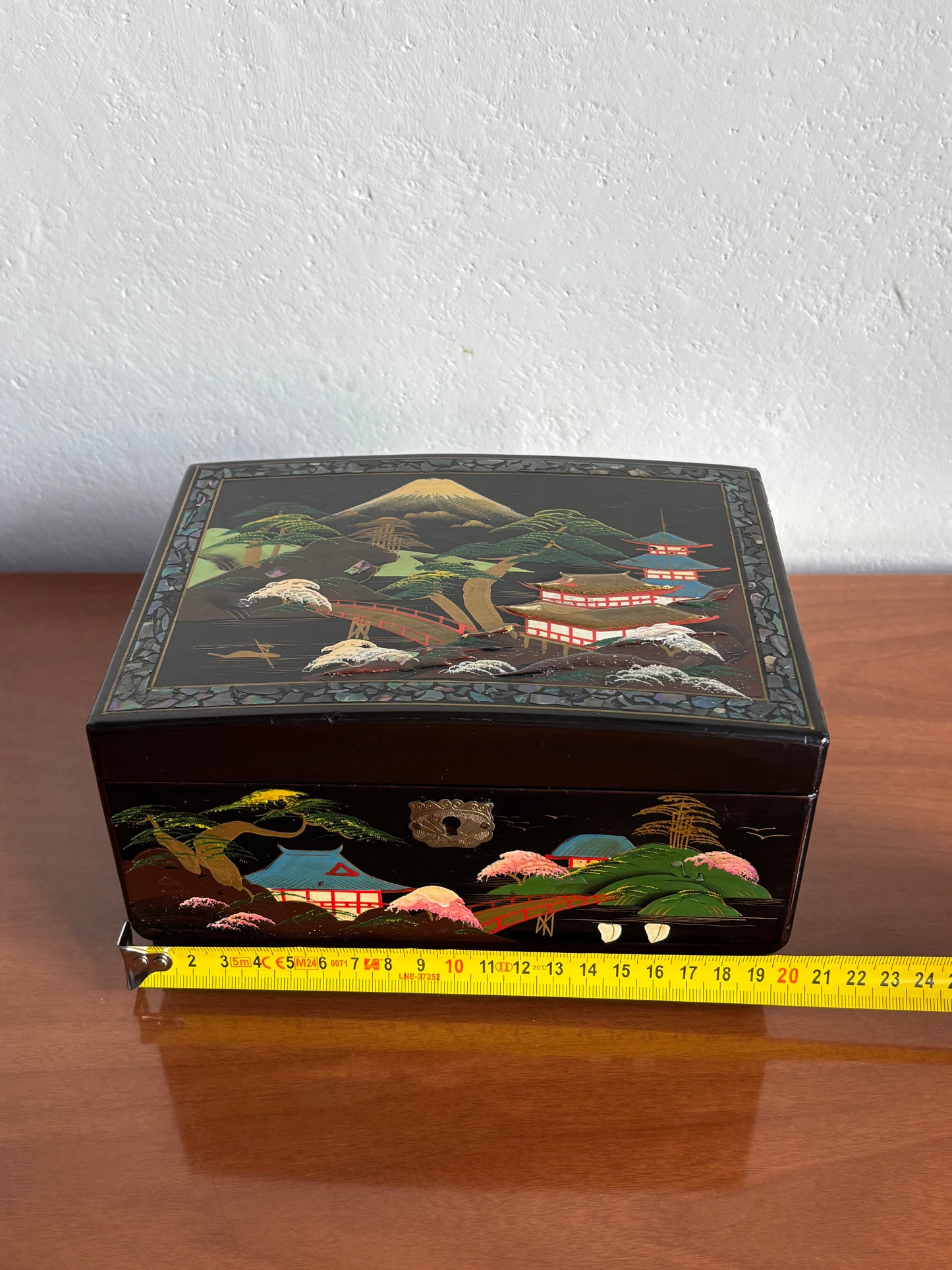 Vintage Japanese Lacquer Jewelry Box with Music Box and Lights
