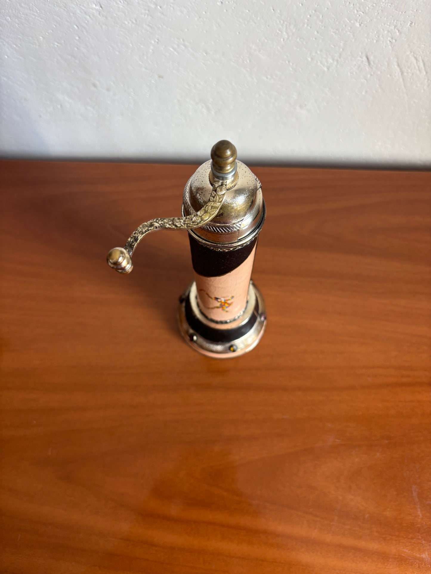 Vintage Musical Pepper Mill with Working Music Box – Collectible and Retro Decorative Piece