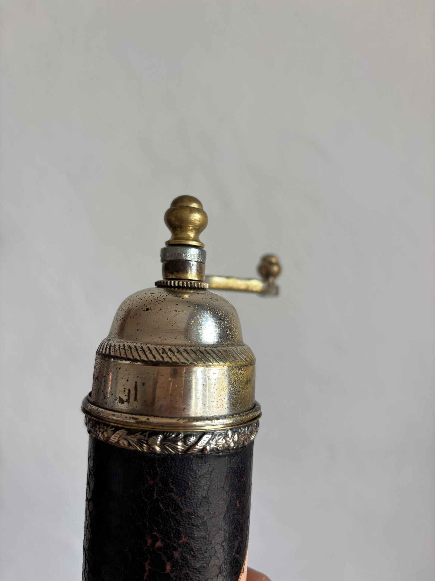 Vintage Musical Pepper Mill with Working Music Box – Collectible and Retro Decorative Piece