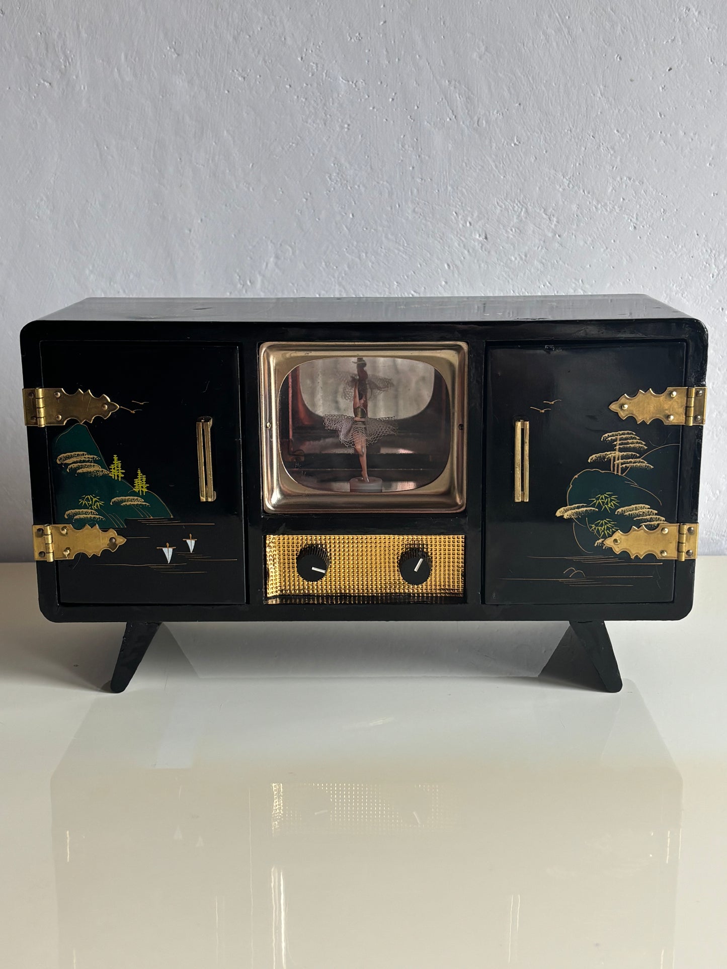 Portagioie giapponese vintage con carillon – modello televisore con ballerina magnetica