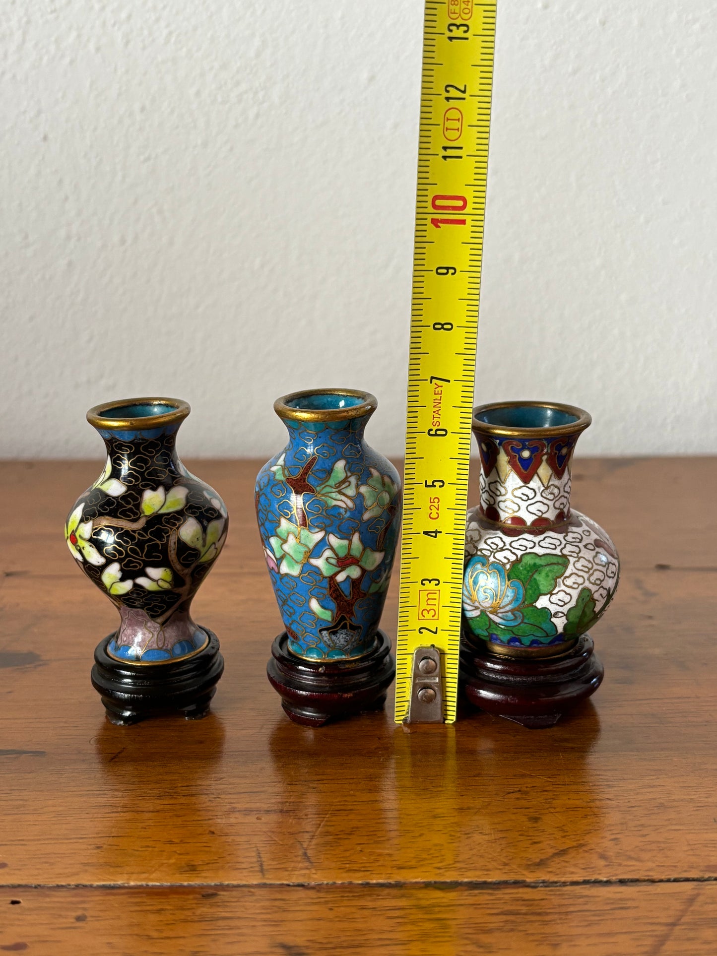 Set di vasi cinesi in miniatura cloisonné