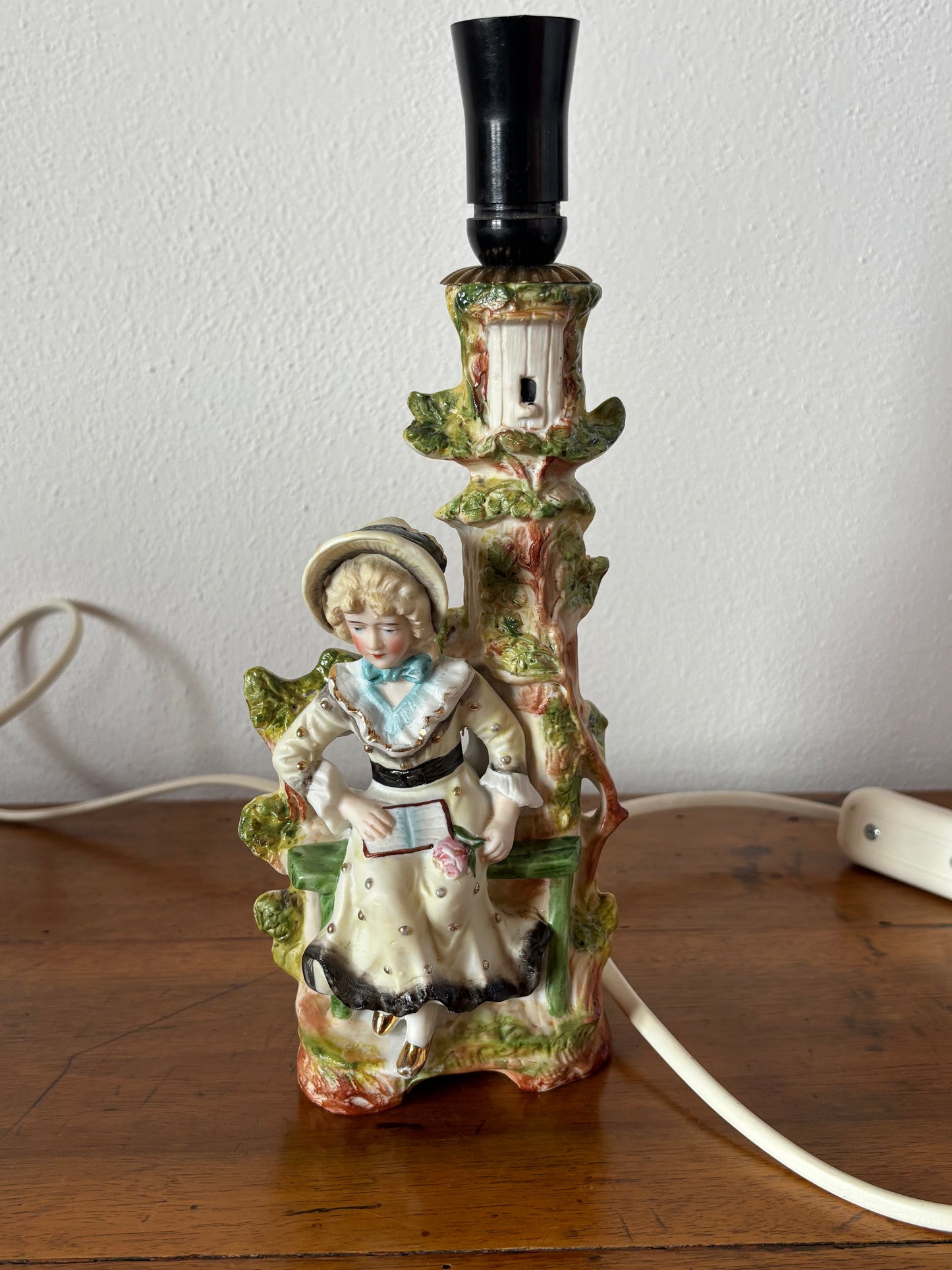 Lampada da Tavolo Vintage in Ceramica Bisquit