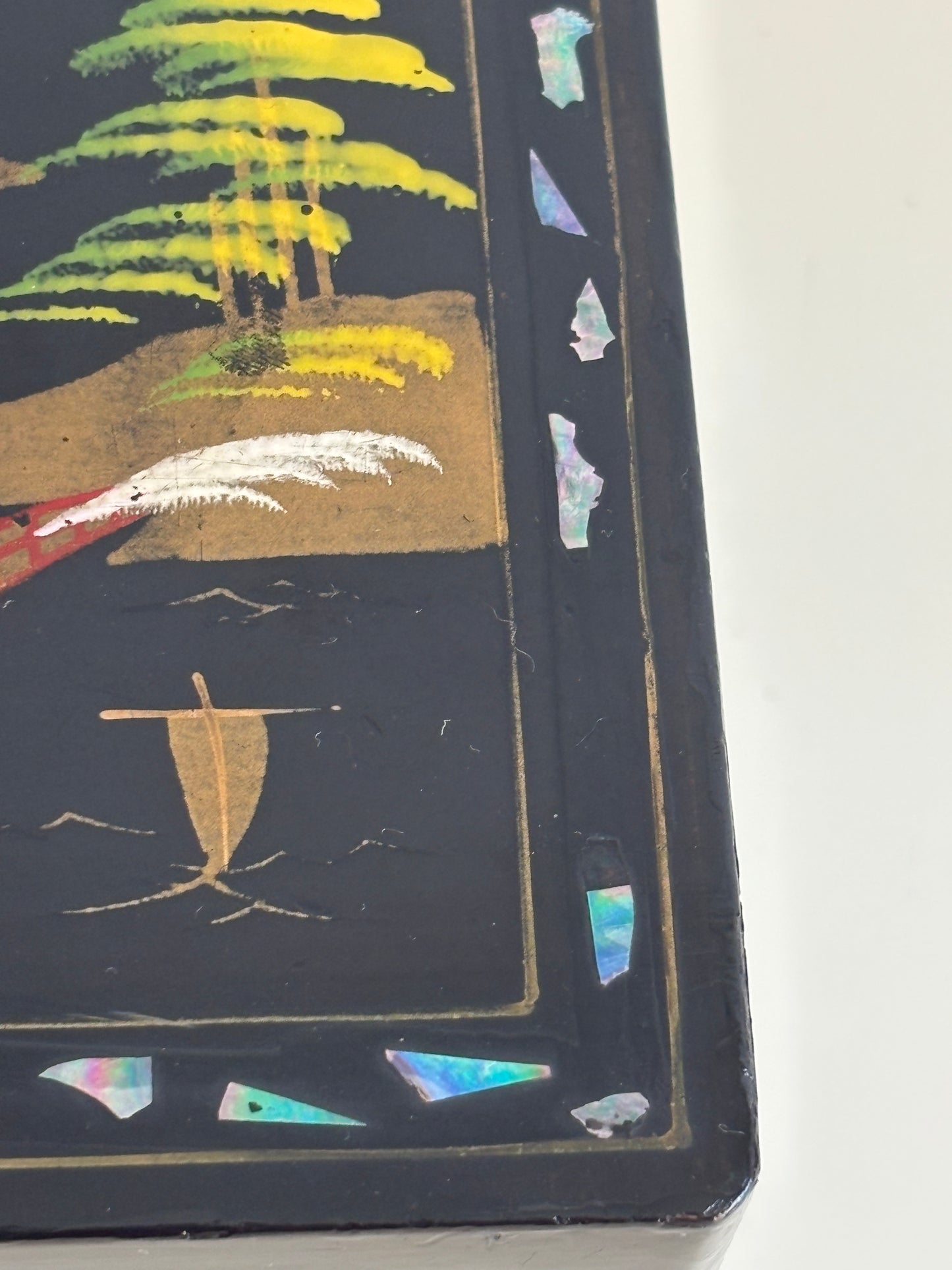 Portagioie giapponese vintage laccato con carillon funzionante – paesaggio con Monte Fuji