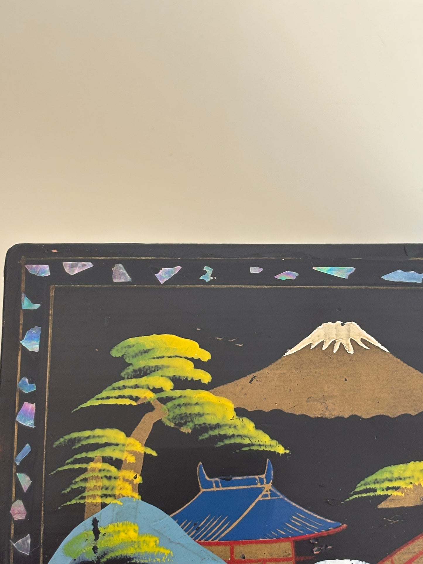 Portagioie giapponese vintage laccato con carillon funzionante – paesaggio con Monte Fuji