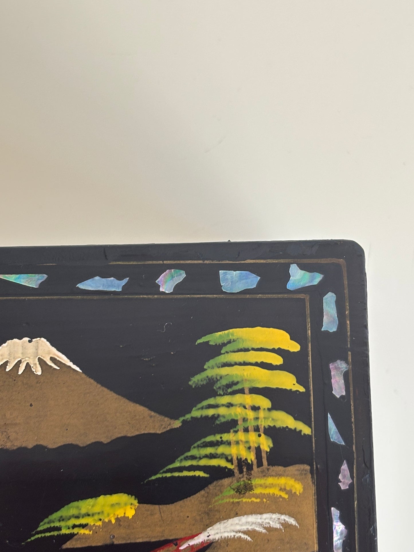 Portagioie giapponese vintage laccato con carillon funzionante – paesaggio con Monte Fuji