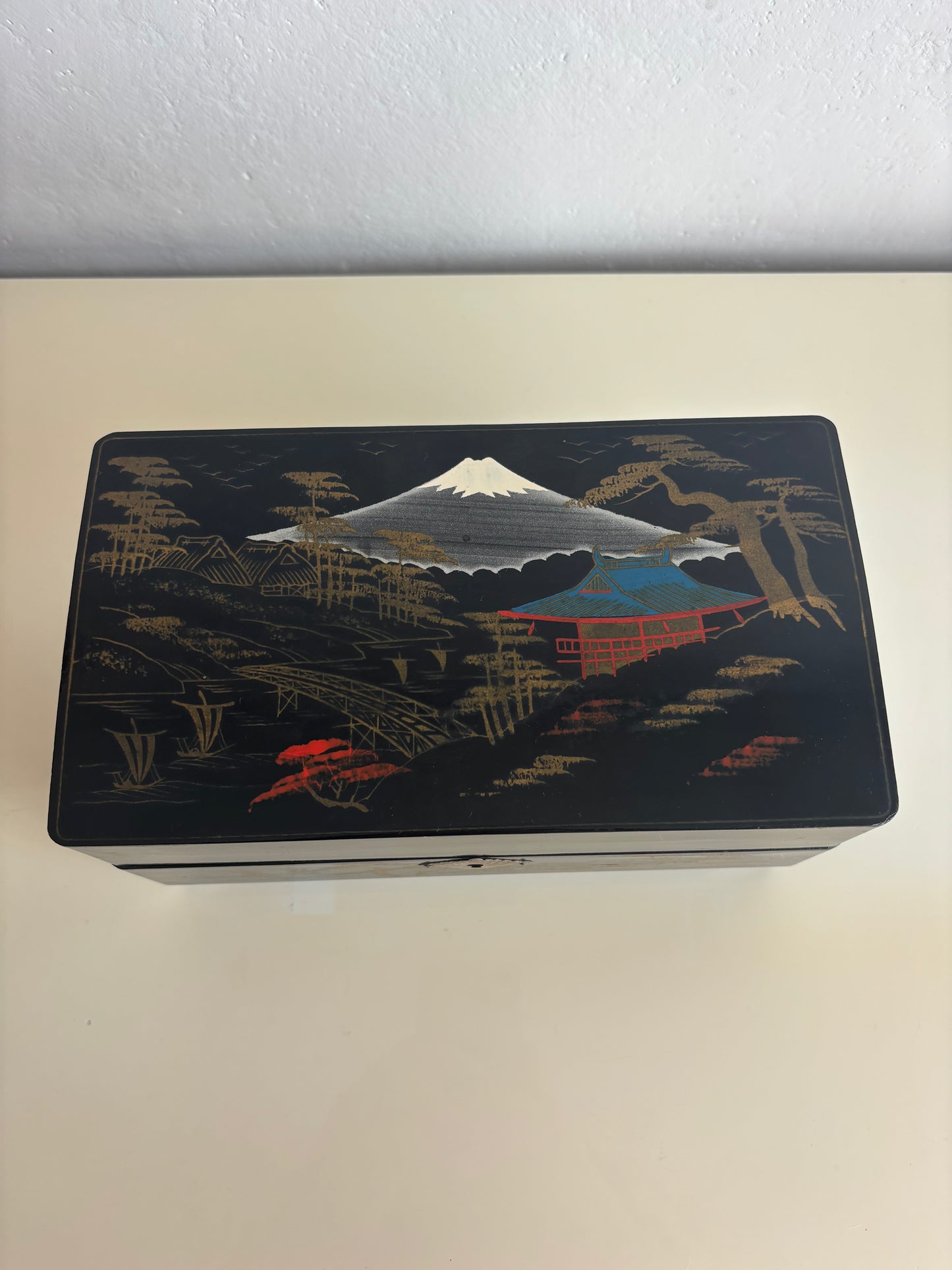 Portagioie giapponese vintage con carillon e coppia di ballerini