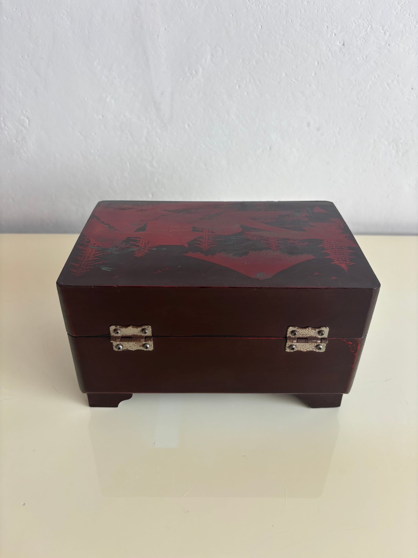 Portagioie giapponese vintage con carillon funzionante – lacca nera e ballerina