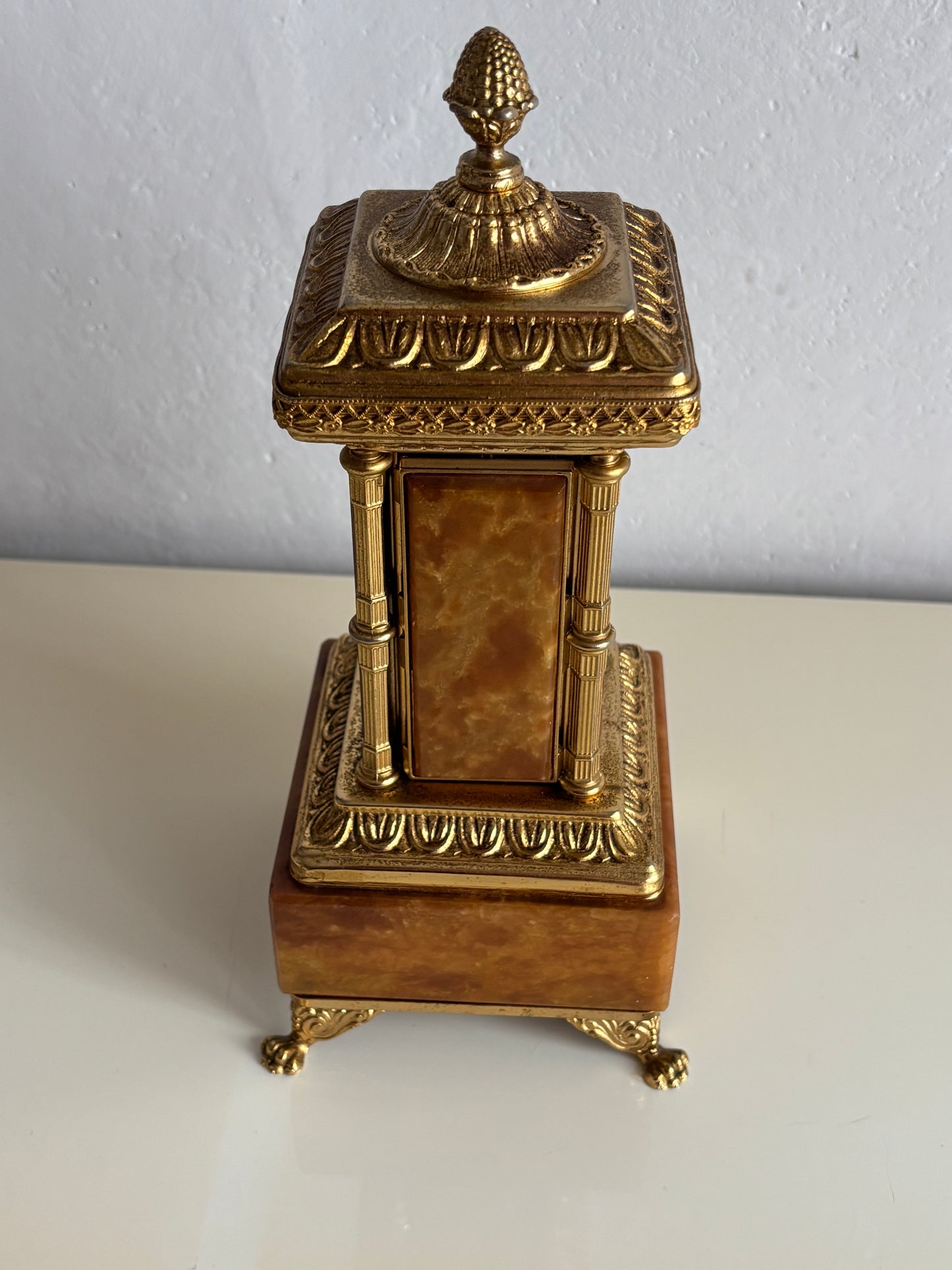 Portasigarette in marmo con carillon vintage