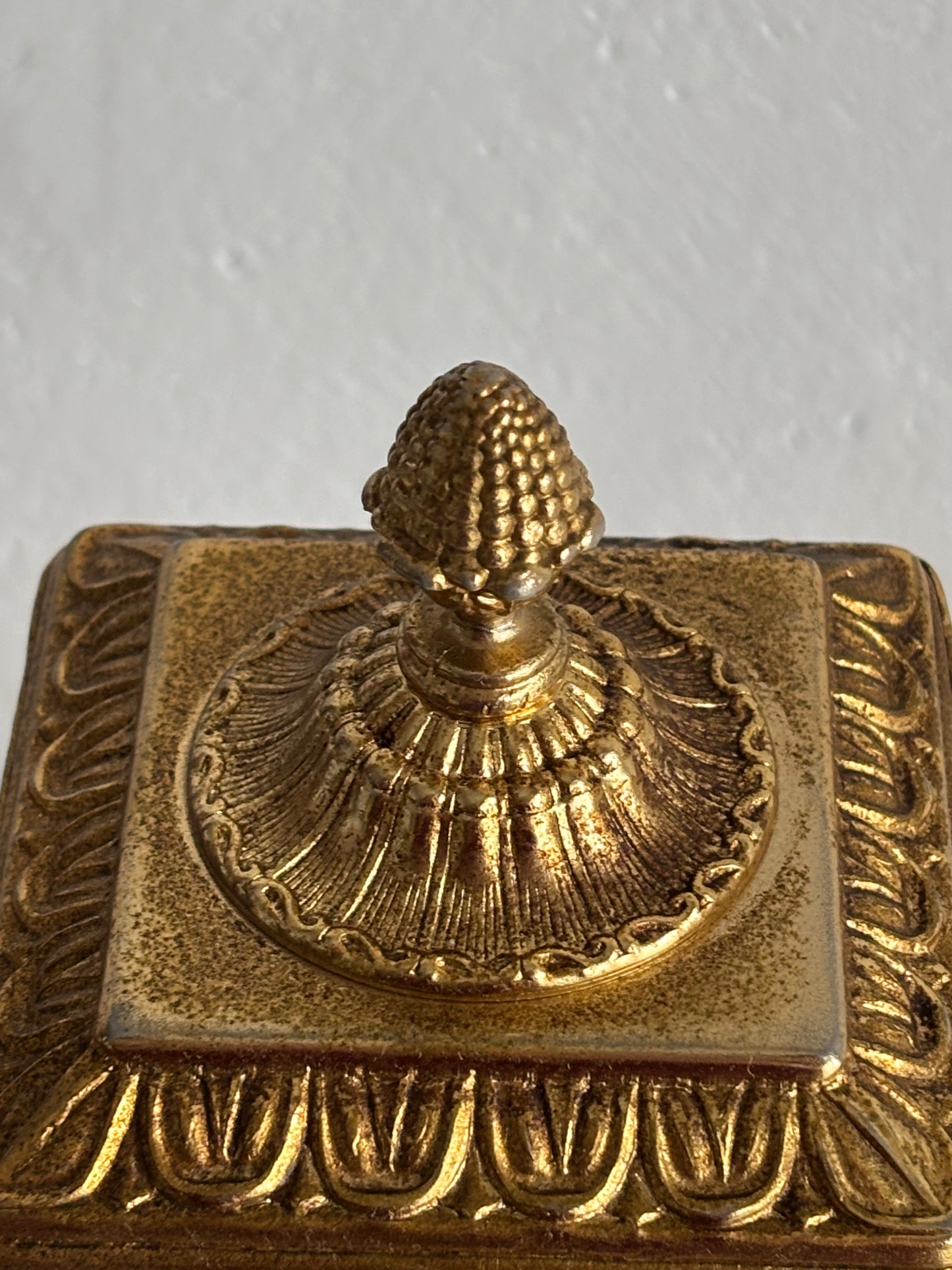 Portasigarette in marmo con carillon vintage