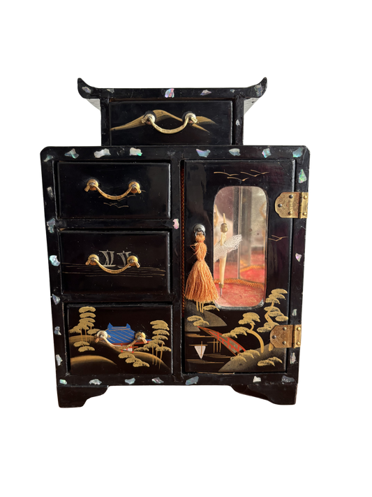 Portagioie giapponese laccato con cassettini e anta laterale