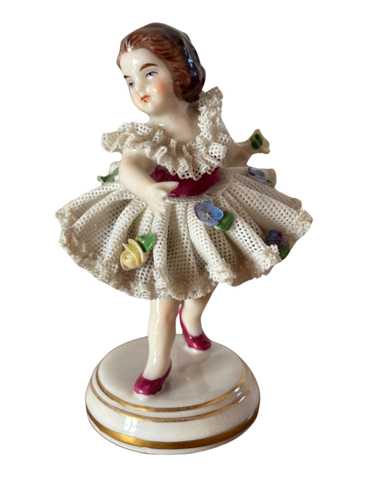 Figurina con marchio N coronata – Bambina in Tulle con Dettagli in Pizzo e Fiori