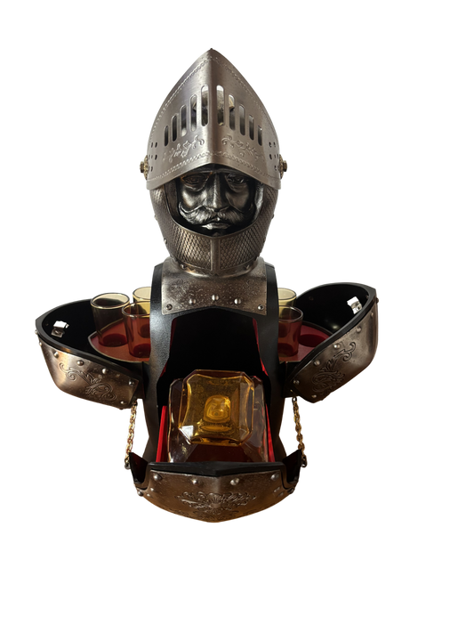 Armatura bar vintage con decanter e bicchieri